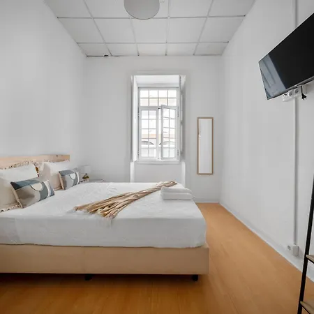 Plaza Hostel&rooms *